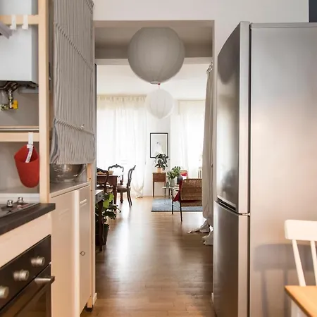 Youhosty - Cardellino 55 * Milano